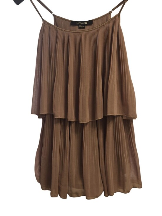 Forever 21 Tops - Forever 21 Dusty Mauve Tiered Pleated Women’s Shirt Pleated Feminine Flowy